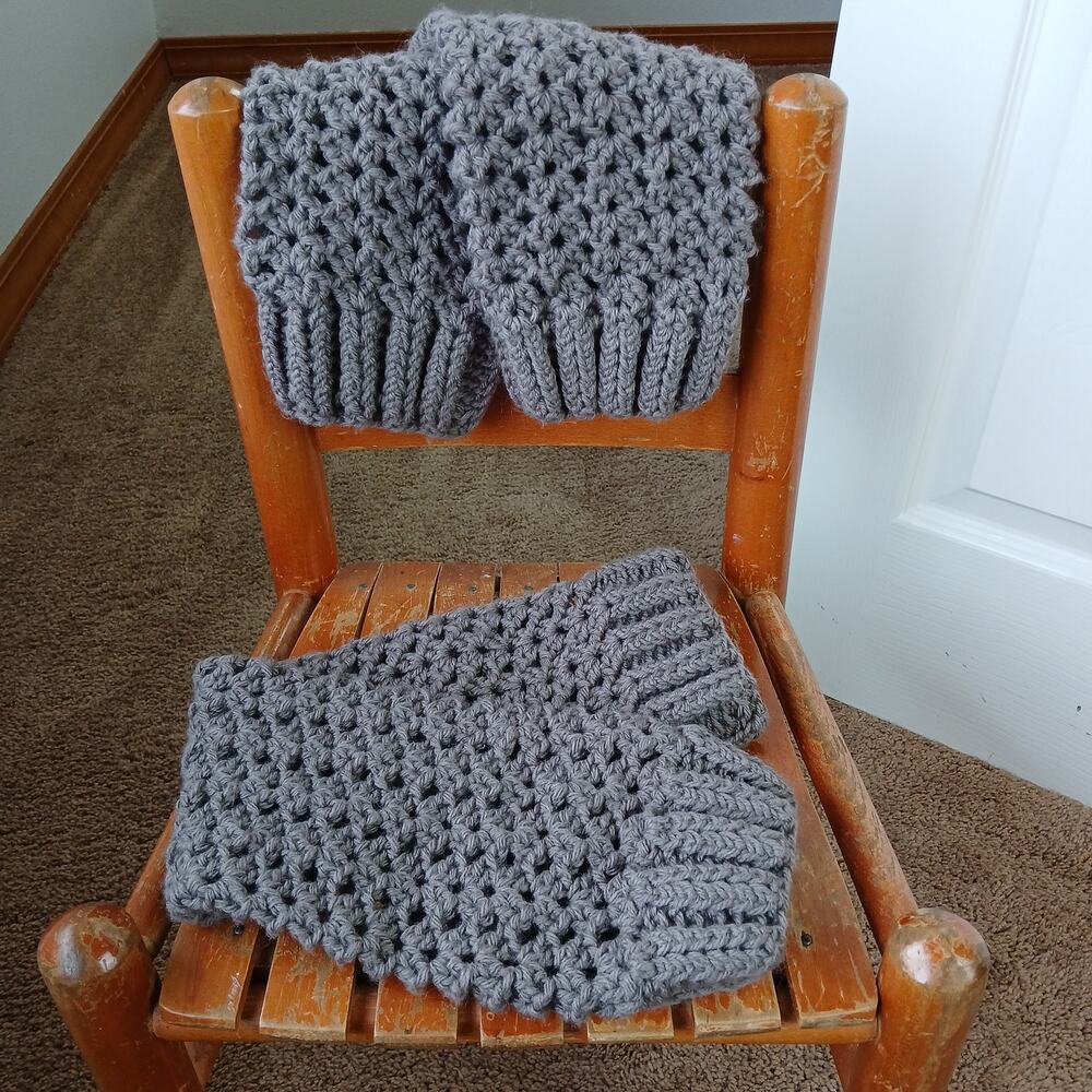 Taupe Leg Warmers OSFM crochet warm thick chunky over the knee dance premade - Picture 5 of 9